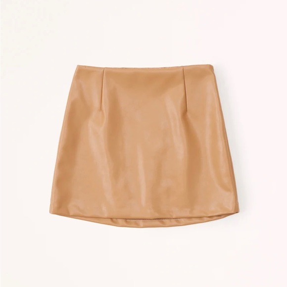 Abercrombie & Fitch Skirts Nwt Af Vegan Leather Mini Skort In Brown